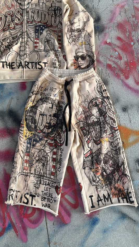 PEACE OF ART CRÉME SHORTS