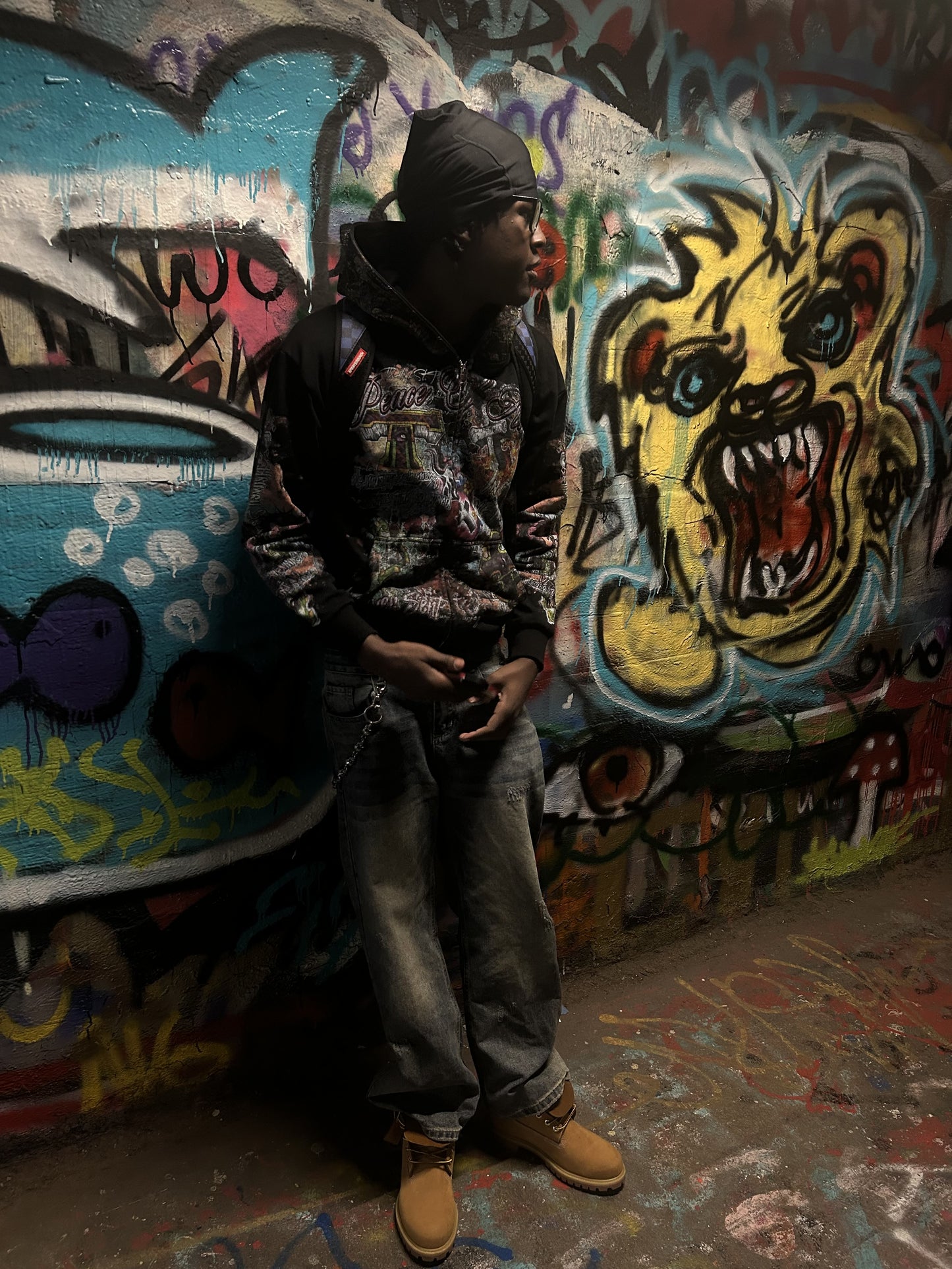PEACE OF ART OBSIDIAN ZIP UP