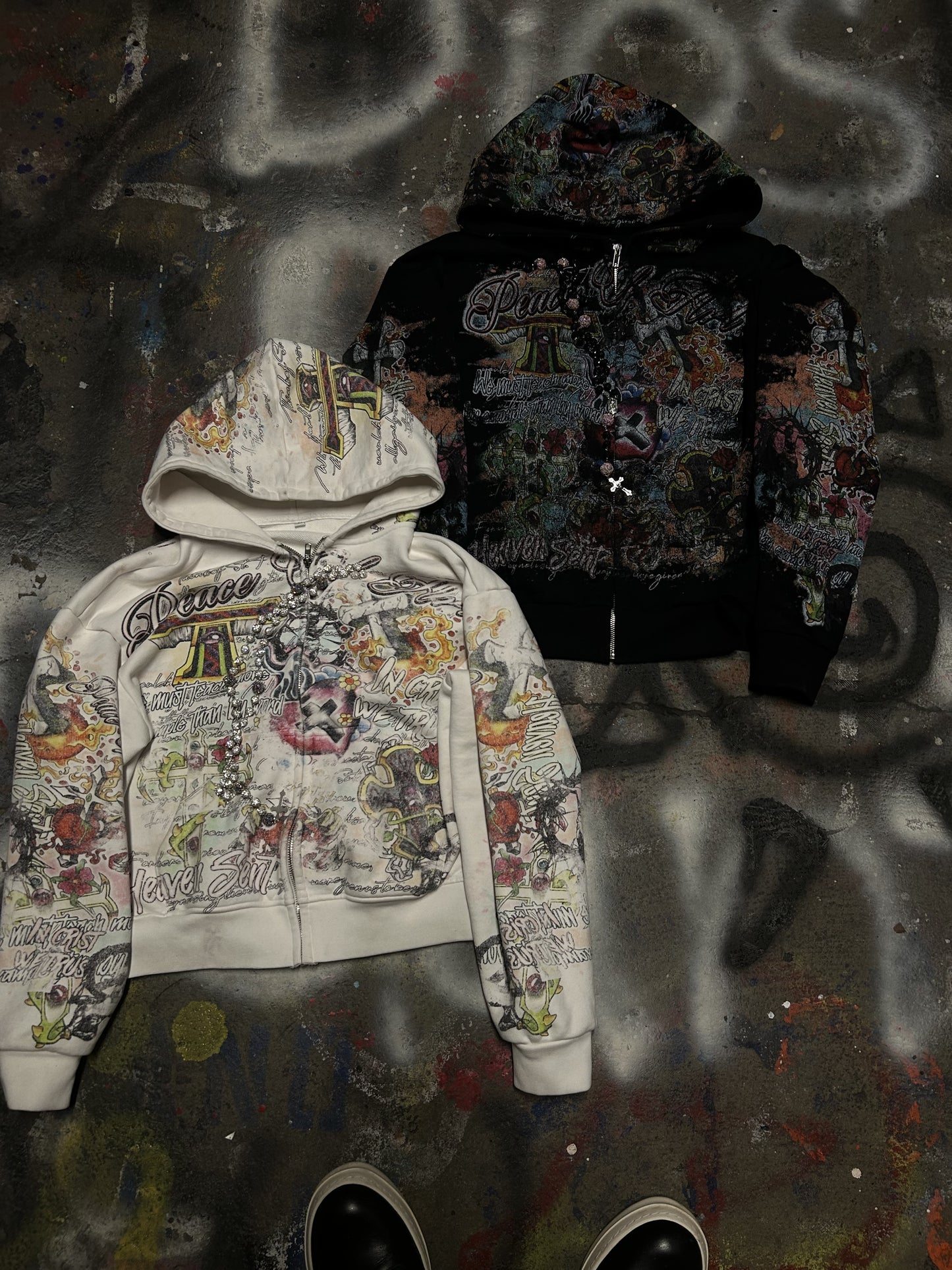 PEACE OF ART OBSIDIAN ZIP UP